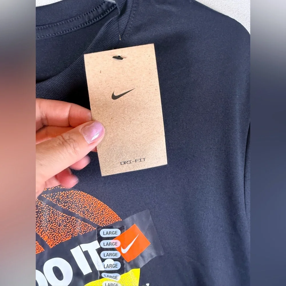 Nike Dri-FIT Just Do It Basketball Graphic T-Shirt Men’s Large Black NWT